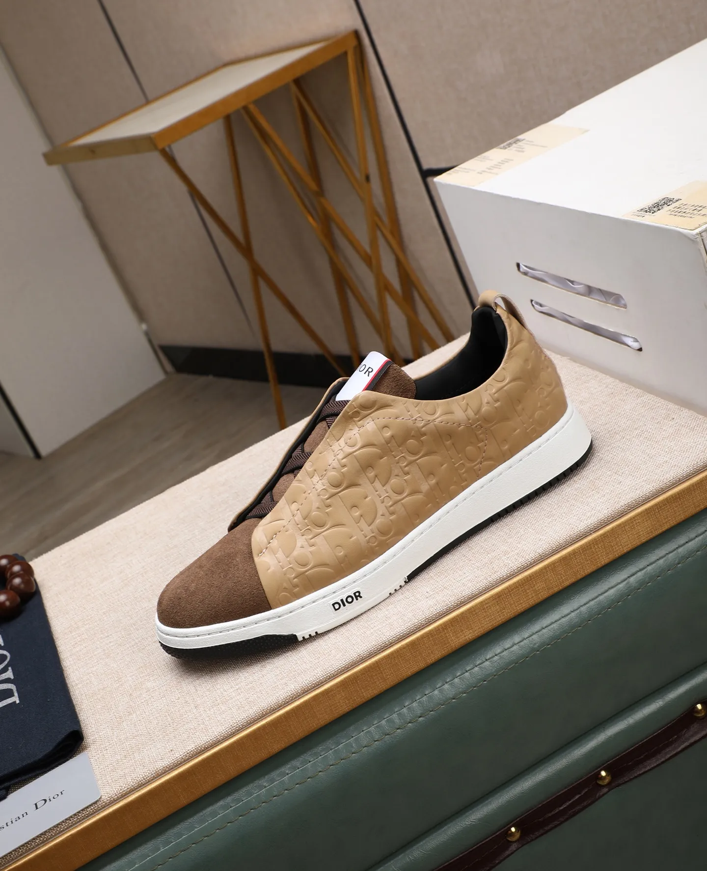 Men's men's shoes💰460 🌹🌹[Dior] 2025 latest model🙈original replica! 👟👟👟You can go to the top-notch workmanship. The upper is made of Italian 🇮🇹imported cowhide. The mesh lining is suitable for travel. The original replica outsole makes it suitable for all kinds of travel, showing low-key luxury. Let quality speak for itself. Color: Size: 38-44